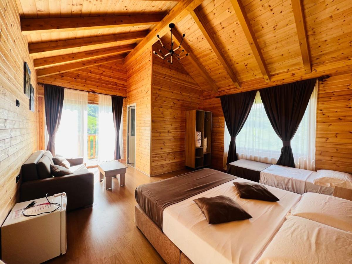 Bujtina Tradicionale Hotel Lepushe Bagian luar foto